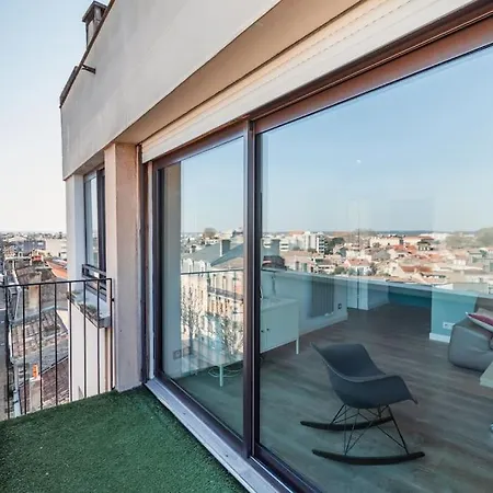 George V - 2 Apartamento